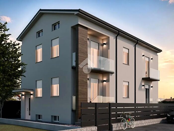 Appartamento bilocale in vendita in Via Edmondo De Amicis, Parma