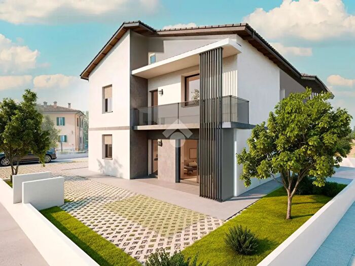 Appartamento quadrilocale in vendita in Via Eulero, Cesenatico