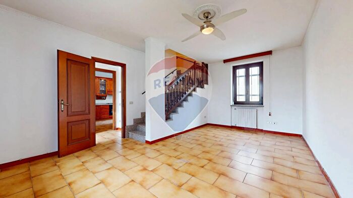 Appartamento quadrilocale in vendita in Via Torino, Nerviano