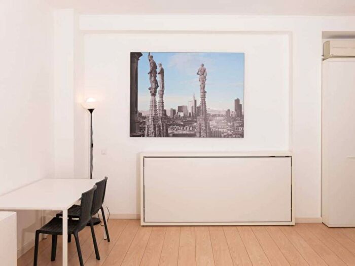 Appartamento bilocale in affitto in Via Sigieri, Porta Romana Medaglie d'Oro, Milano