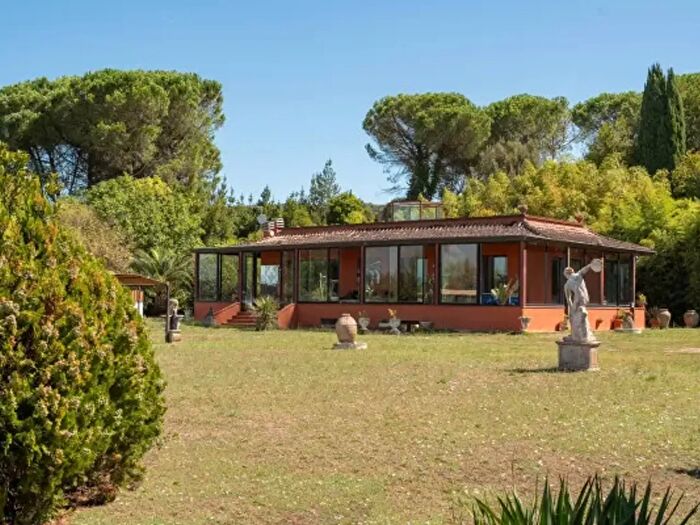 Casa con 6 locali in vendita in Via GandhiSan Feliciano, Magione