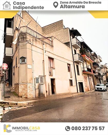 Casa con 5 locali in vendita in Altamura