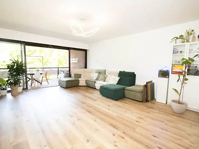 Appartamento trilocale in vendita in Via dei Longobardi, Basiglio