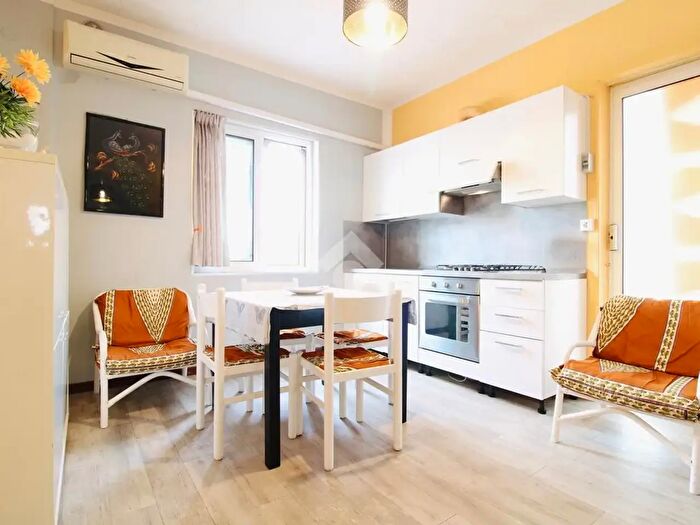 Appartamento trilocale in vendita in Via Rotterdam, Jesolo