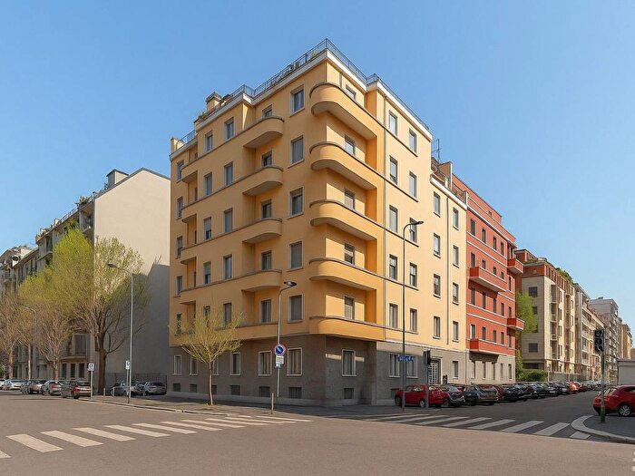 Appartamento trilocale in affitto in Via Vespri Siciliani, Piazza Napoli, Milano