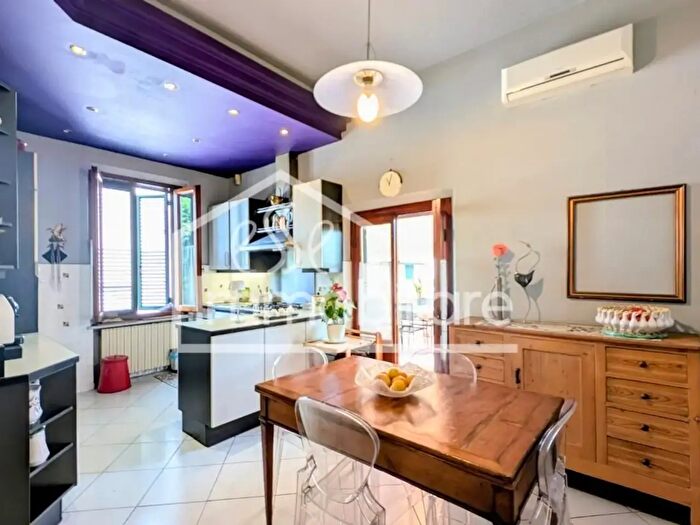 Casa con 5 locali in vendita in Vinci