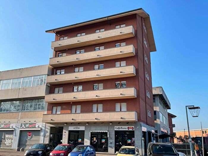 Casa con 10 locali in vendita in Lungo Dora Pietro Colletta Vanchiglietta Circoscrizione Sassi Torino Piemonte Italia, Torino