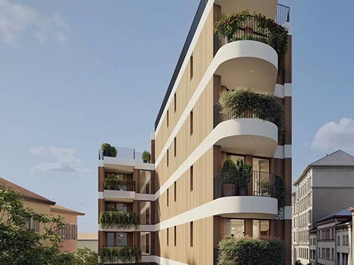 Appartamento trilocale in vendita in Via Alfredo Soffredini, Milano
