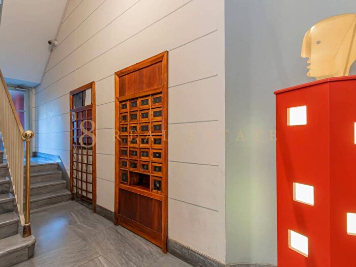 Appartamento con 6 locali in affitto in Turati, Milano