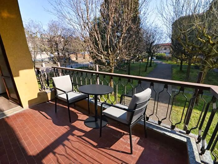 Appartamento trilocale in vendita in Via Rismondo, Tradate