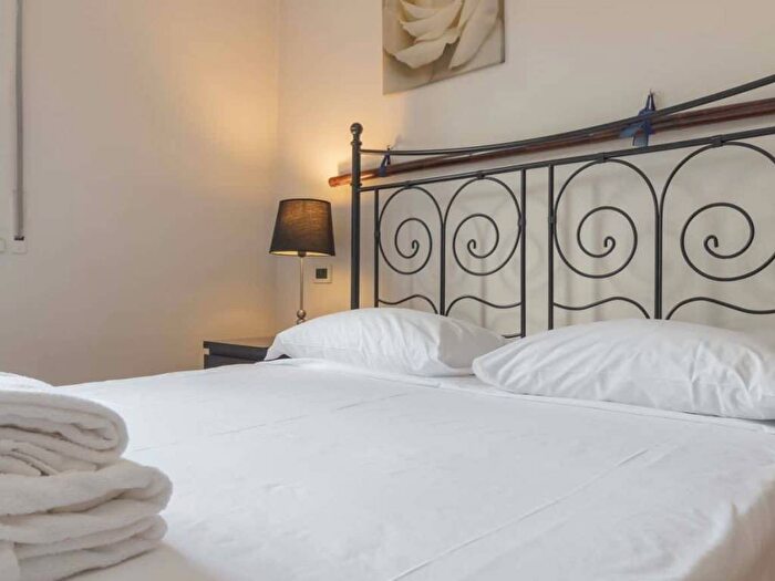 Appartamento bilocale in affitto in Via Lodovico Muratori, Porta Romana Medaglie dOro, Milano