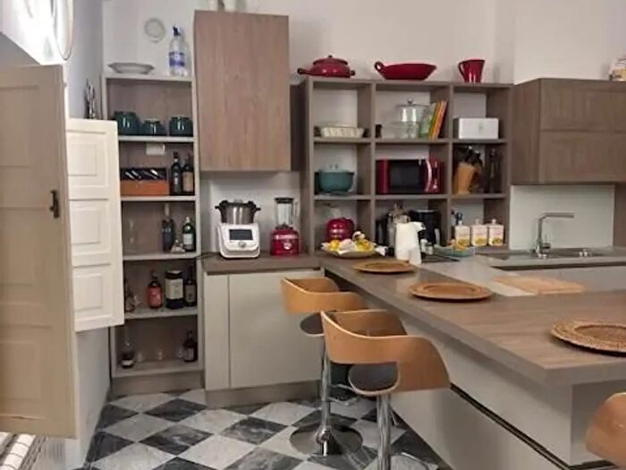 Appartamento con 5 locali in vendita in Carrara