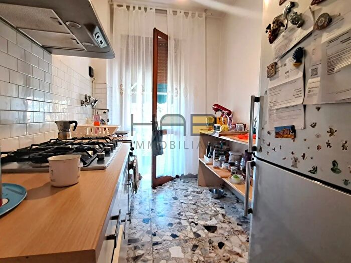 Appartamento quadrilocale in vendita in Via Lando Landucci, Padova