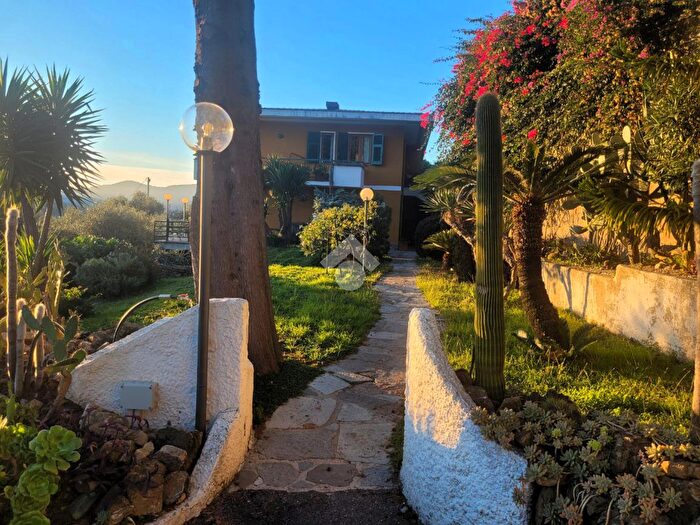 Casa con 5 locali in vendita in Via Cornice SantAmbrogio, Zoagli