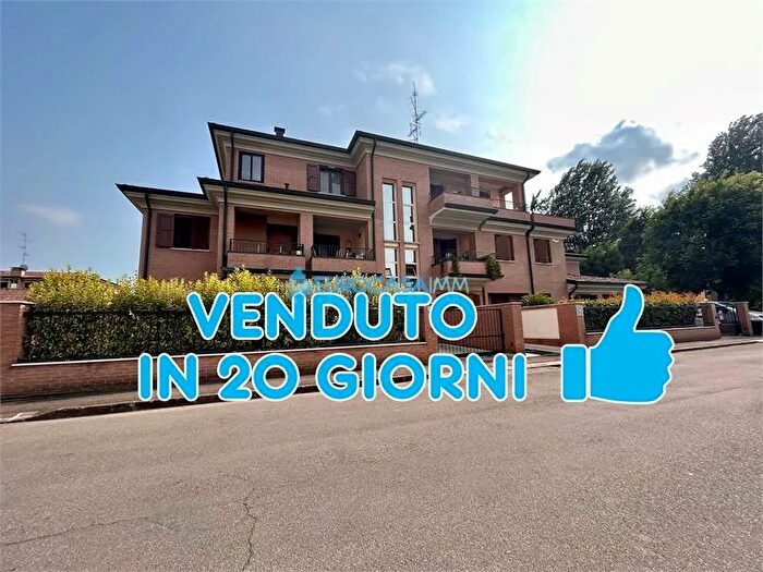 Appartamento quadrilocale in vendita in Via Tiziano Novi di Modena Mo, Novi Di Modena