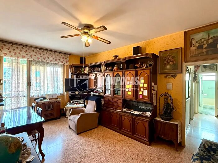 Appartamento trilocale in vendita in Via Bernardino Bellincione, Milano