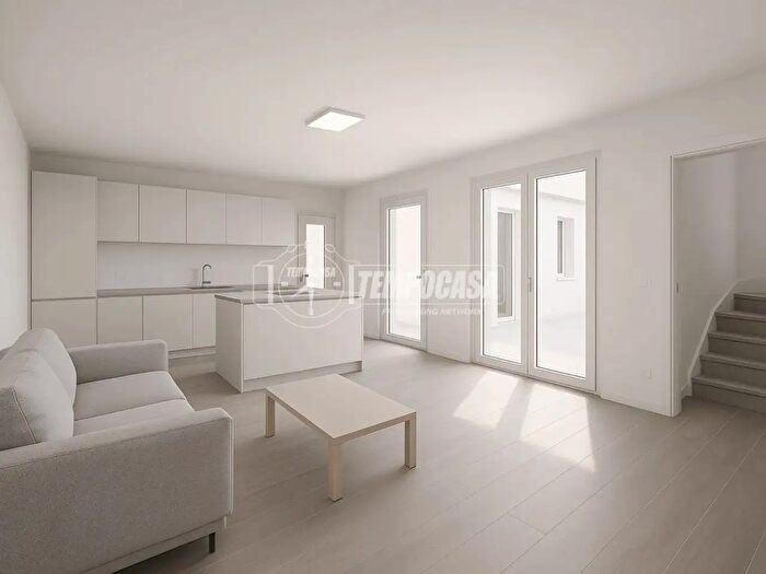 Appartamento trilocale in vendita in Via Gaetano Donizetti, Trezzo SullAdda