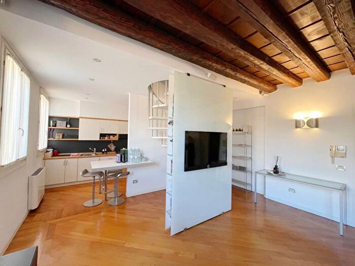 Appartamento quadrilocale in affitto in Riviera Albertino Mussato, Piazze Duomo, Padova