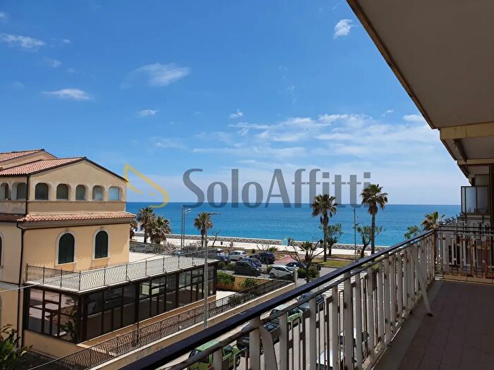 Appartamento quadrilocale in affitto in Catanzaro