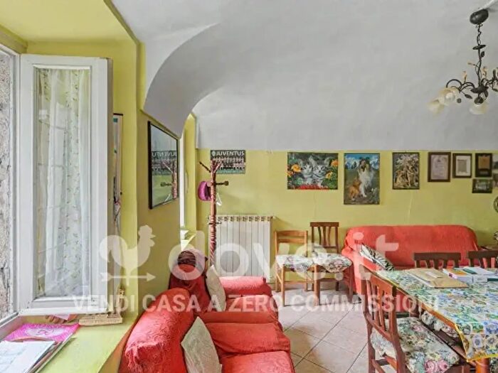 Casa quadrilocale in vendita in Via Maestra, Mombello Monferrato