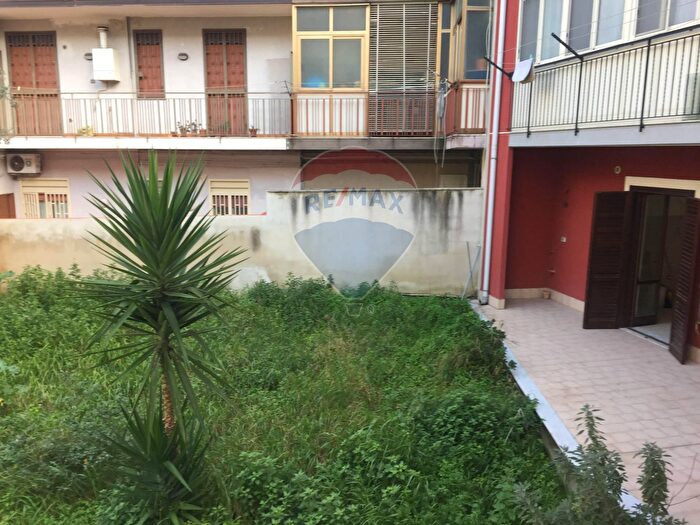 Appartamento trilocale in vendita in Via Antonio Giuffrida, Misterbianco