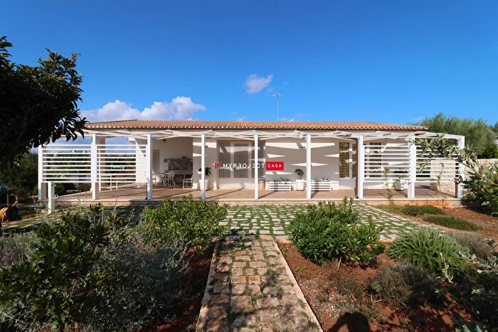 Casa monolocale in affitto in Via Alberobello, Martina Franca