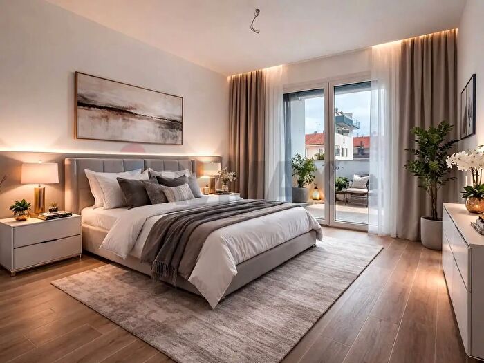 Appartamento quadrilocale in vendita in Via Sorteni, Monza