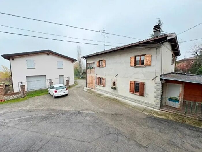 Casa con 6 locali in vendita in Via Sinistra Guerro a, Castelvetro Di Modena