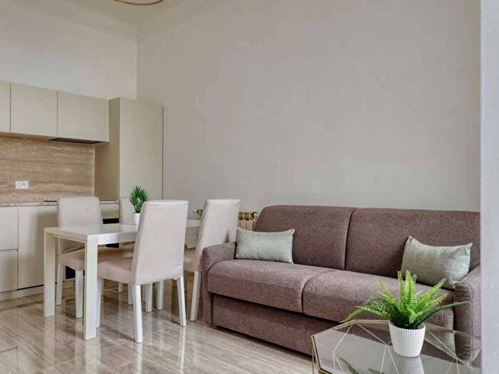 Appartamento bilocale in affitto in Via Vallarsa, Ripamonti Fondazione Prada, Milano