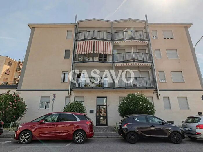 Appartamento bilocale in vendita in Via Zara, Rho
