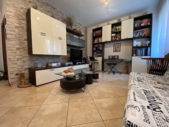Appartamento quadrilocale in vendita in Via Carretto del Gaspare, Verona