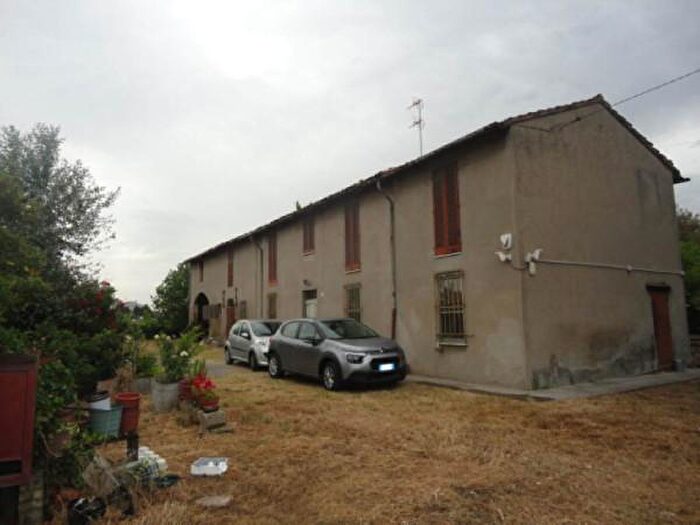 Casa con 6 locali in vendita in Ravenna