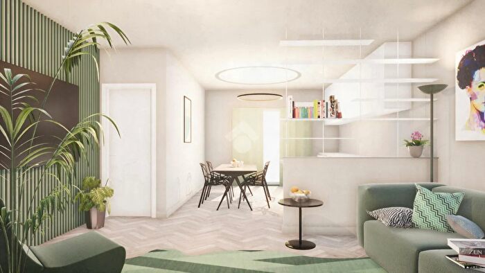 Casa quadrilocale in vendita in Via Ticino, Marnate