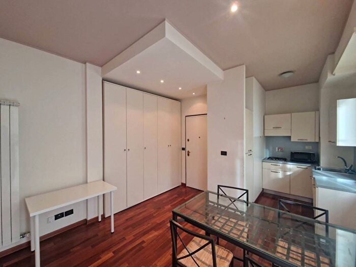 Appartamento bilocale in affitto in Piazzetta Madonna degli Angeli, Via Roma, Torino