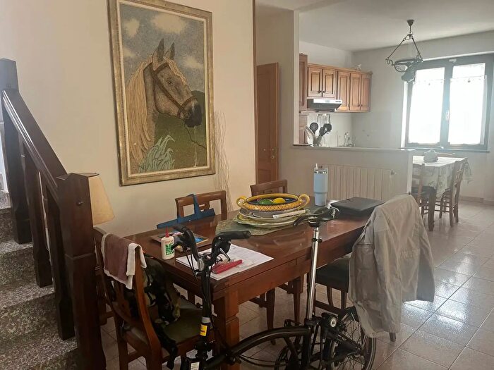 Casa con 7 locali in vendita in Via G di Vittorio, San Giuliano Terme