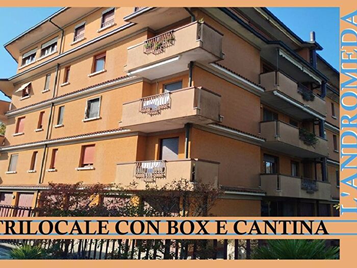 Appartamento trilocale in vendita in Via Aprile, Agnadello