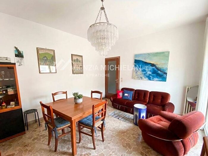 Appartamento con 6 locali in affitto in piazzale Leonardo da Vinci, Mestre, Venezia