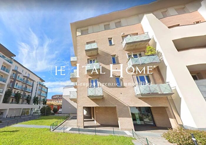 Appartamento quadrilocale in vendita in Via Angelo Maj Snc, Bergamo