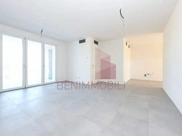 Appartamento quadrilocale in vendita in Via Castiglione, Castelfranco Emilia