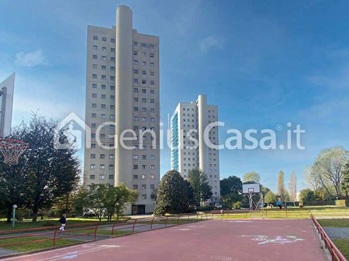 Appartamento quadrilocale in affitto in Via Umberto Ceva, Bovisasca, Milano