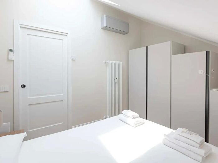 Appartamento monolocale in affitto in Viale Certosa, Milano