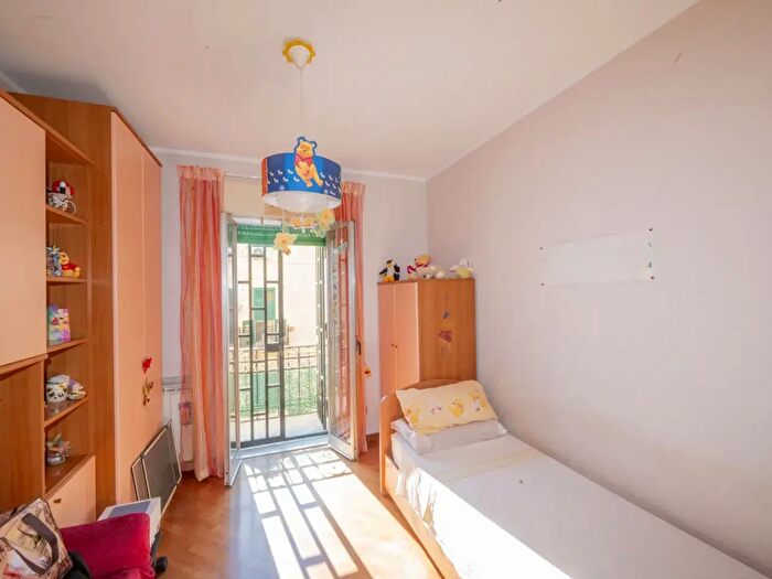 Appartamento trilocale in vendita in Via Vittorio Veneto, Messina