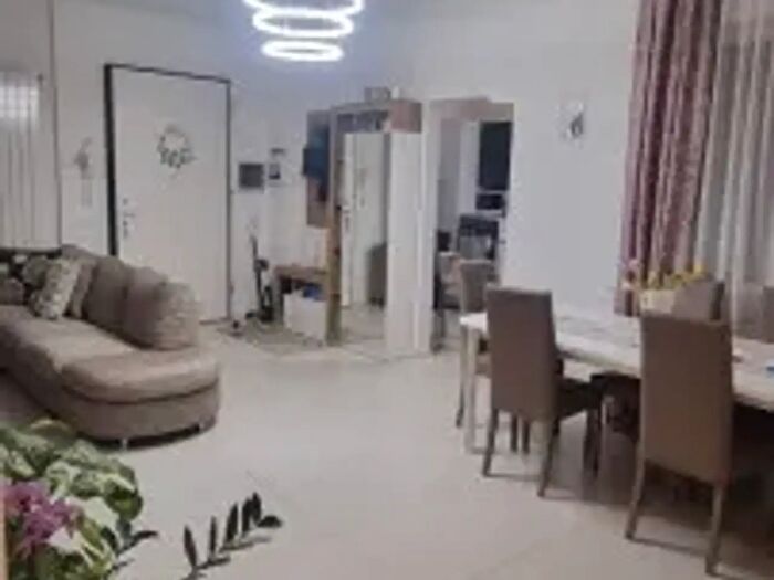 Appartamento con 5 locali in vendita in Via Monache, Dolo