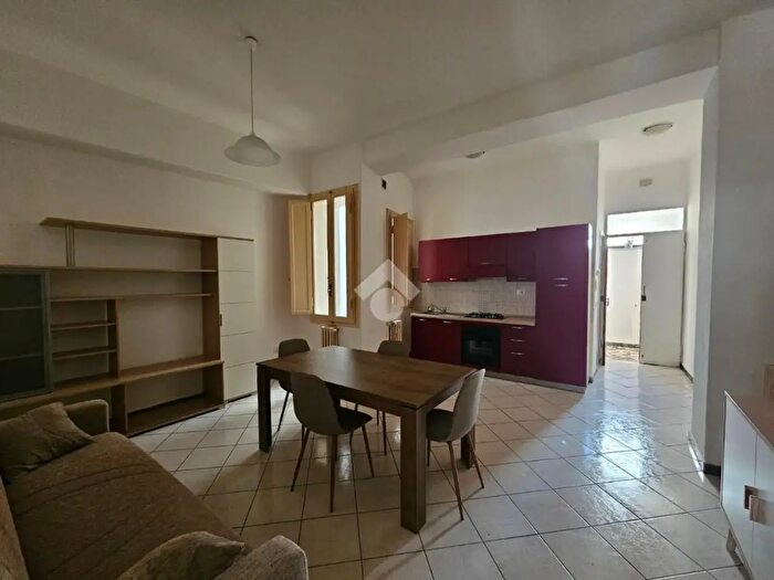 Appartamento trilocale in affitto in Viale Cesare Battisti, Foligno