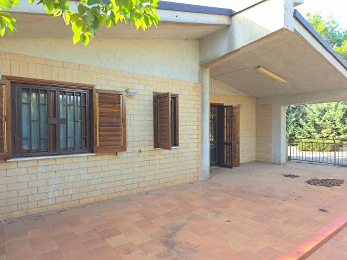 Casa trilocale in vendita in Cassano Delle Murge