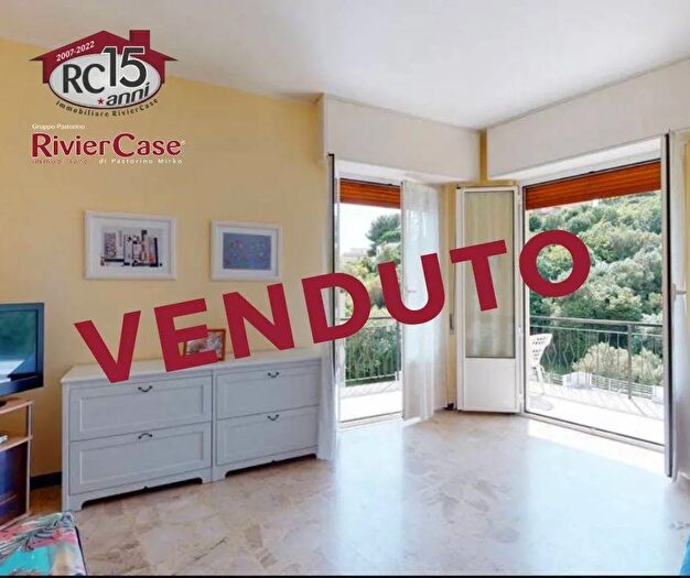 Appartamento trilocale in vendita in Spotorno Savona Sv, Spotorno