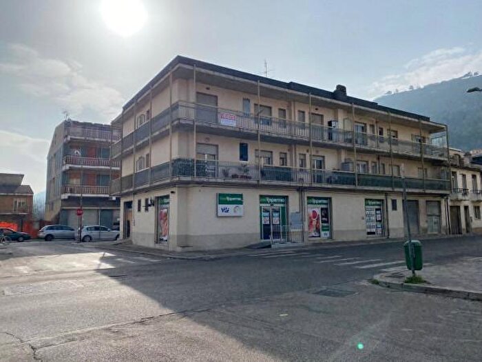 Appartamento quadrilocale in vendita in Via Cavadini, Bojano