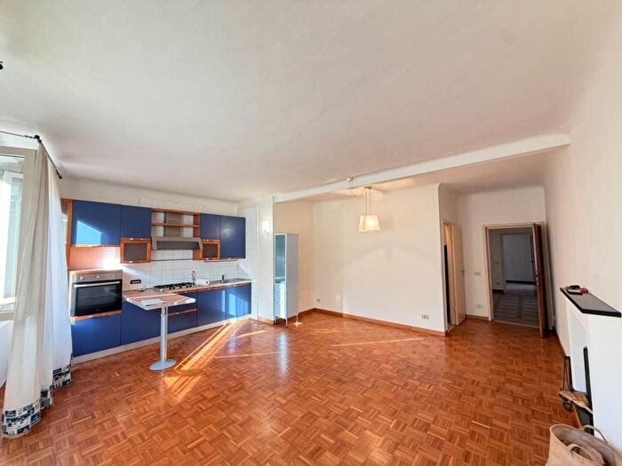 Appartamento con 5 locali in affitto in Via del Fosso, Piazza Anfiteatro Torre Guinigi, Lucca