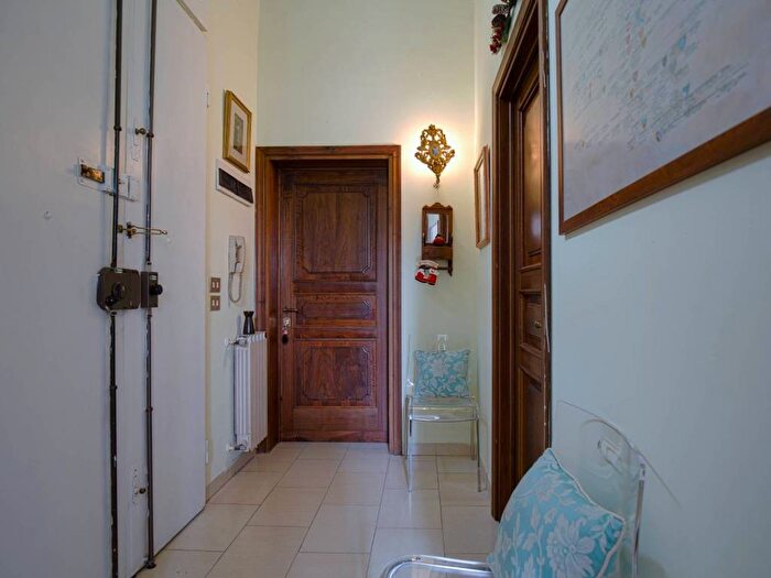 Appartamento bilocale in affitto in Piazza Massimo d'Azeglio, D'Azeglio, Firenze