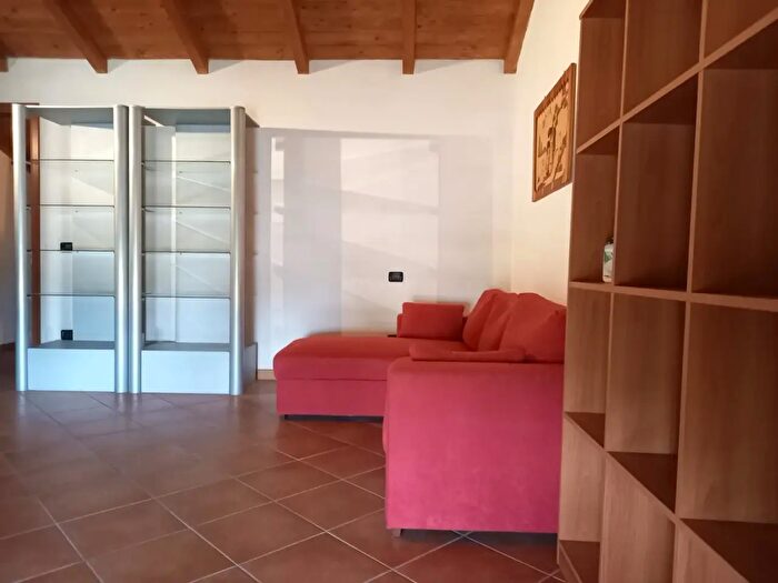 Casa con 5 locali in vendita in Via Camilla Perona, Caorso